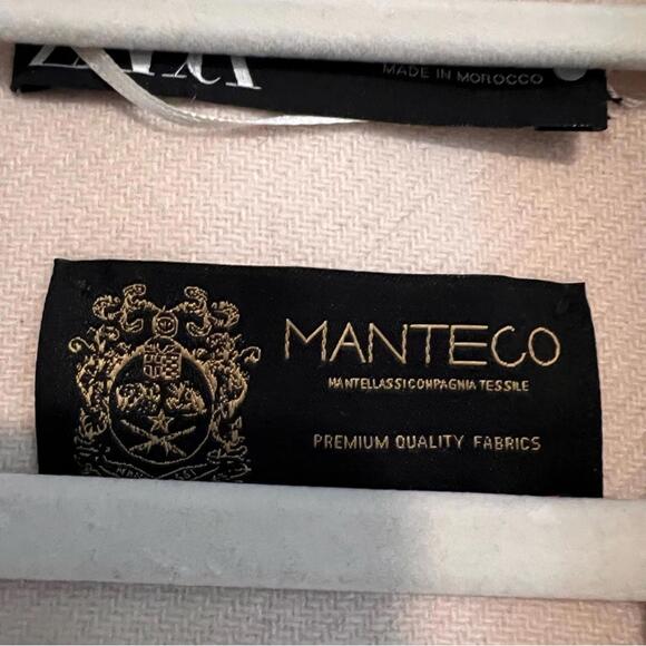 Zara Beige Coat with Dark Buttons - Picture 5 of 7